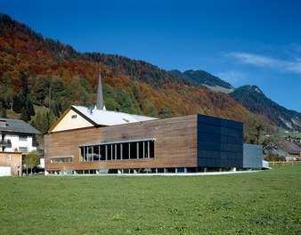 School Bizau - general view
