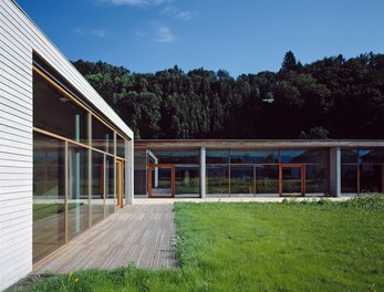 Kindergarten Bludesch-Gais - courtyard