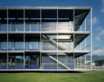 Headquarter Omicron - detail of facade