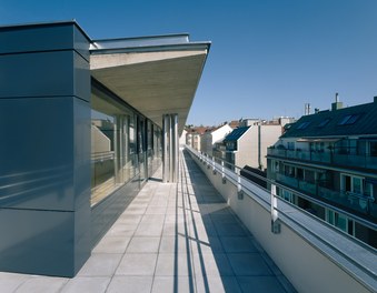 Students Hostel Tigergasse - terrace