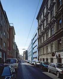 Students Hostel Tigergasse - urban-planning context