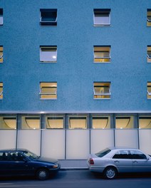 Students Hostel Tigergasse - detail of facade