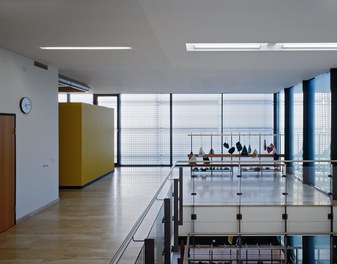 School Lauterach - lounge with wardrobes