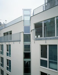 Housing Complex Schadekgasse - detail of facade