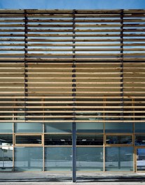 Arlberg Well.com - detail of facade