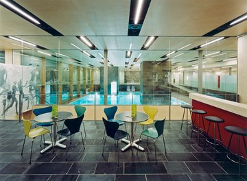 Arlberg Well.com - bar