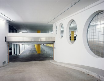 Train Station Schruns - garage