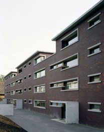 Housing Complex Neuhaus - north facade with entrance