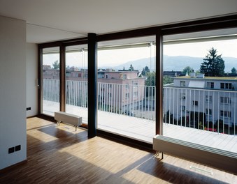 Housing Complex Neuhaus - view to terrace