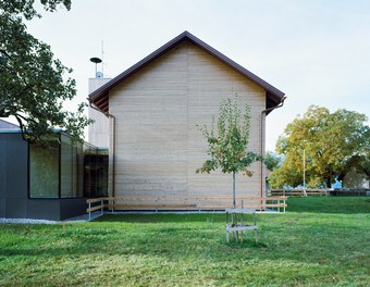 Fire Department Düns - north facade at noon