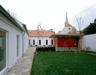 TCM Academy - courtyard