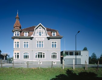 Kreuz und Gendarmerie Lauterach - general view