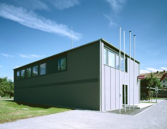 Kreuz und Gendarmerie Lauterach - policestation entrance