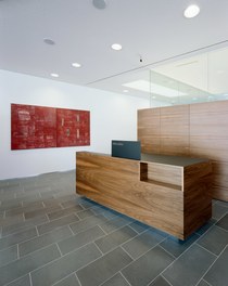 Raiffeisenbank Hatlerdorf - counter hall