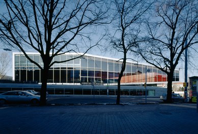Stadthalle Wien - south facade