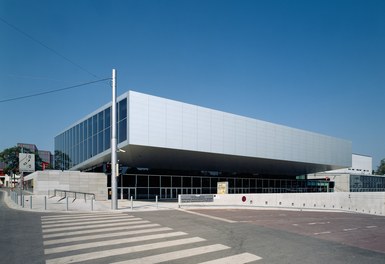 Stadthalle Wien - view from southeast