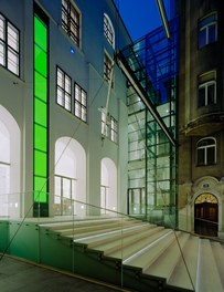 Galerie der Forschung - night shot