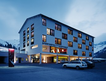 Sporthotel Steffisalp - night shot