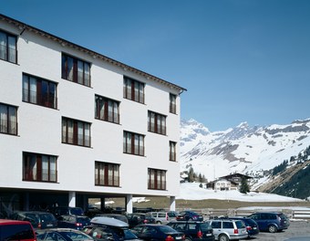 Sporthotel Steffisalp - detail of facade