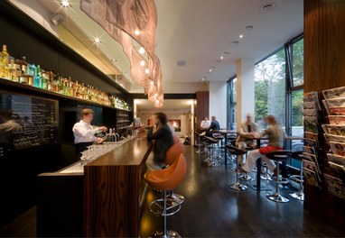 Restaurant and Bar Pulitzer - bar