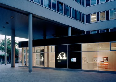 A1 Shop Obere Donaustraße - night shot
