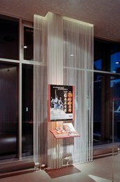 A1 Shop Obere Donaustraße - display