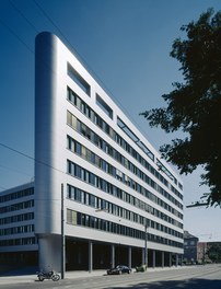 Haus der Forschung - west facade