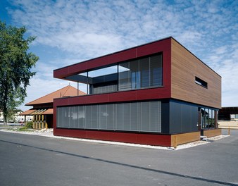 Headquarter Zenz Holzbau - facade with closed shutters