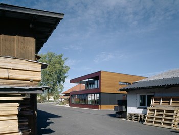 Headquarter Zenz Holzbau - urban-planning context