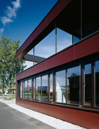 Headquarter Zenz Holzbau - detail of facade