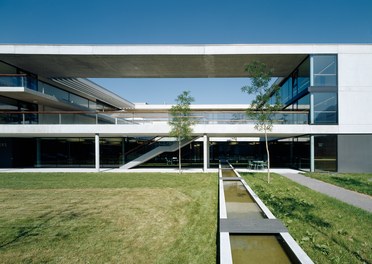 Nursing Home Tosters - south facade with fountain