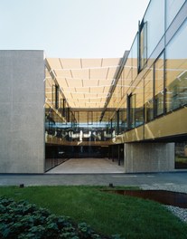 Haus der Generationen - patio