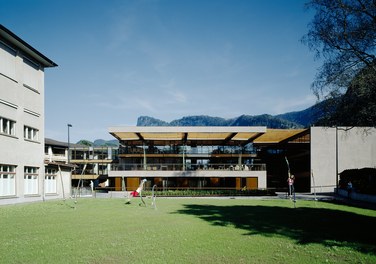 Haus der Generationen - south facade