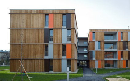 Housing Estate Mühlweg - view from courtyard