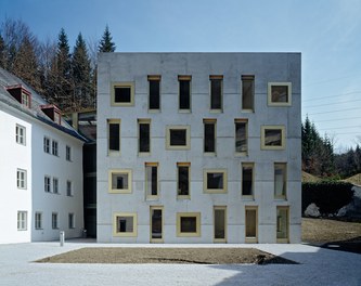 Covent School Mariatal - west facade