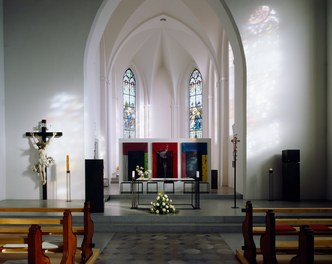 Church Kennelbach - sanctuary