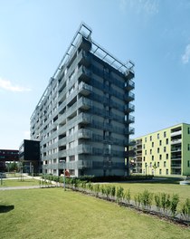 Housing Complex Kaiserebersdorf - view from northwest