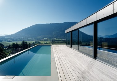 House D - terrace with pool