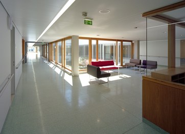 Donauklinikum Tulln - corridor