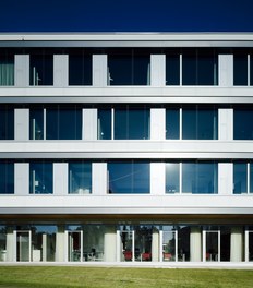 Donauklinikum Tulln - west facade