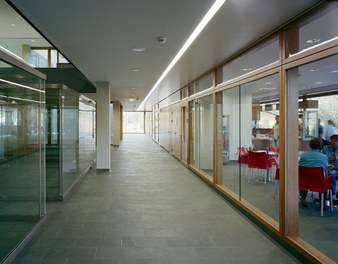 Donauklinikum Tulln - view into restaurant