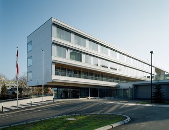 Donauklinikum Tulln - entrance