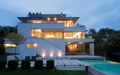 Residence in Währing - night shot with pool