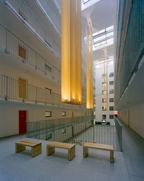 Housing Complex Kammelweg - atrium