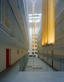 Housing Complex Kammelweg - atrium