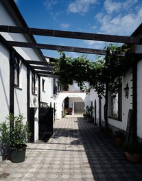 Vinery Hoffmann - courtyard