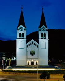 Parish Church Götzis - night shot