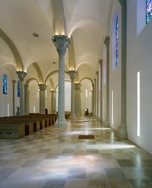 Parish Church Götzis - incidence of light