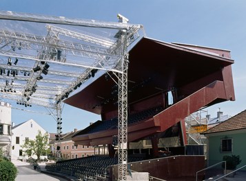 Mobile Tribühne Haag - before event