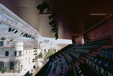 Mobile Tribühne Haag - before event